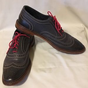 Allen Edmonds Nuemok Blue Wingtips w/ Broguing.